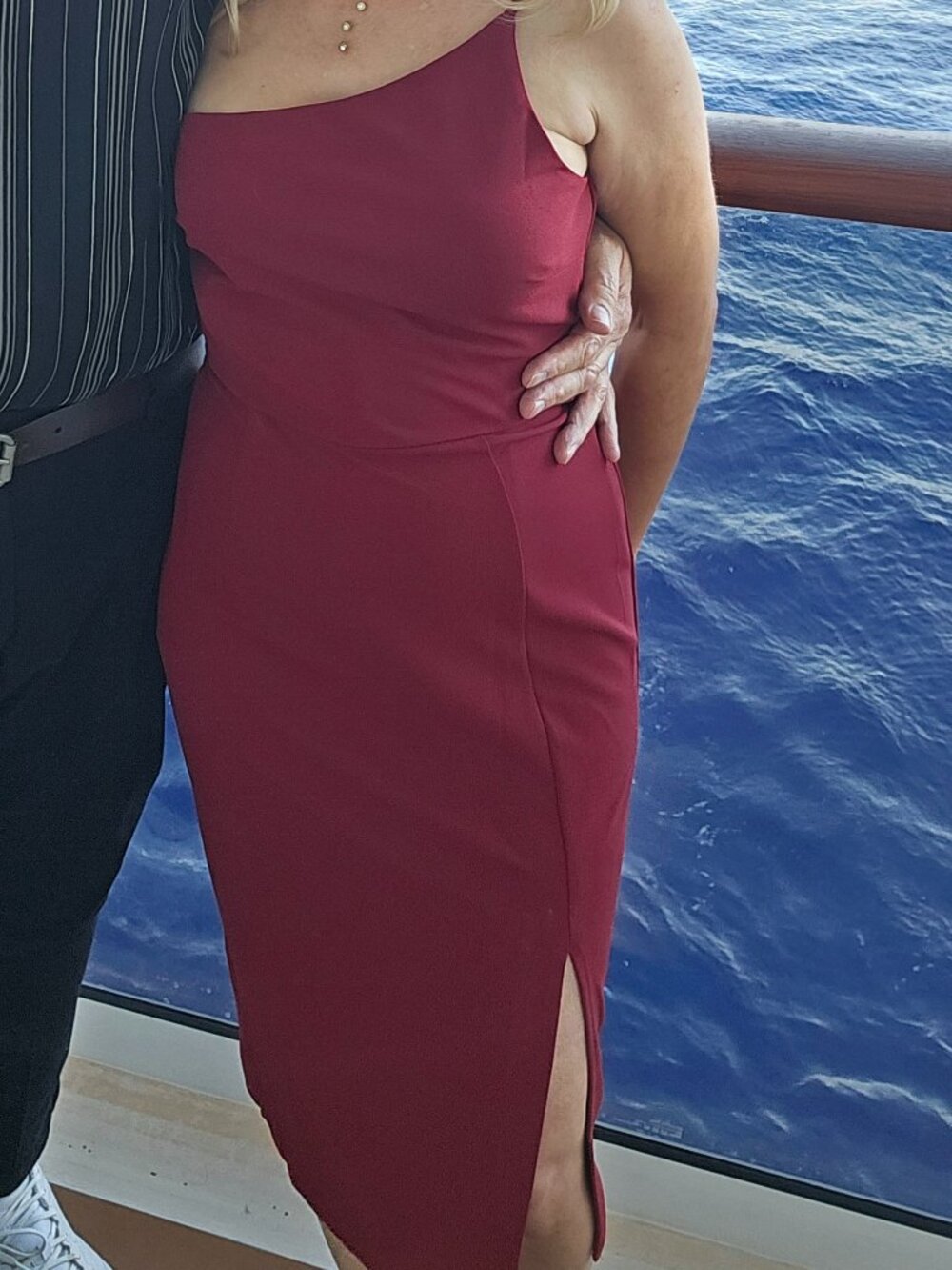 Prinbara Burgundy Formal Dress – Size M